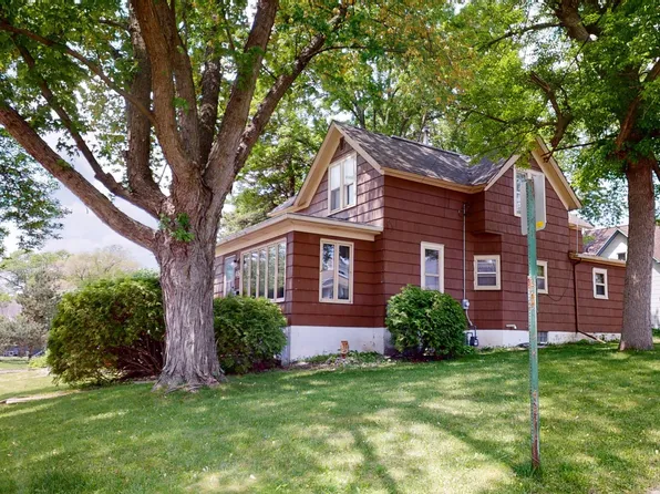 615 Johnson St, Albert Lea, MN 56007
