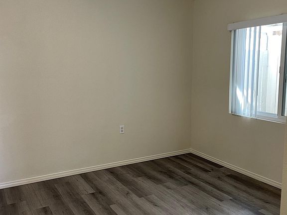 2nd image of 2042 Bonita St