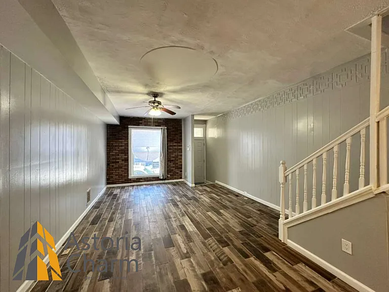 2609 Hampden Ave — Photo 3