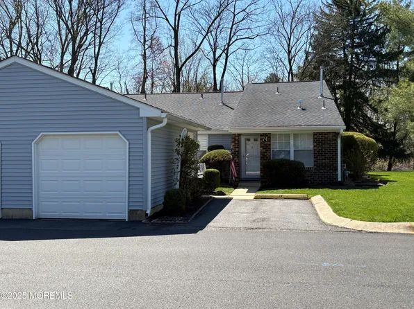 74 Boxwood Terrace #12, Red Bank, NJ 07701