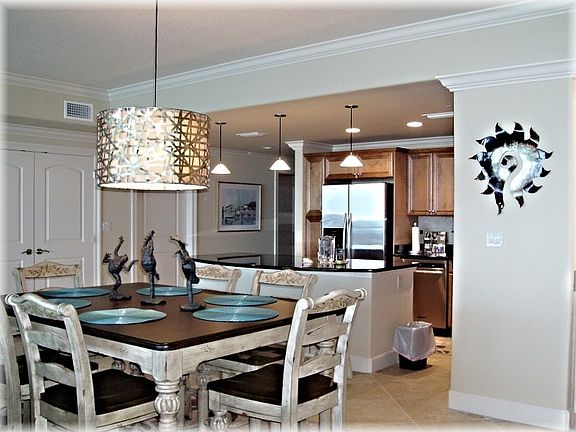 Dining Room with Wet Bar