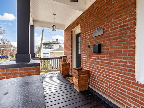 4th image of 315 Wilson Ave
