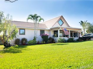 1072 NE Santa Cruz Dr, Jensen Beach, FL 34957