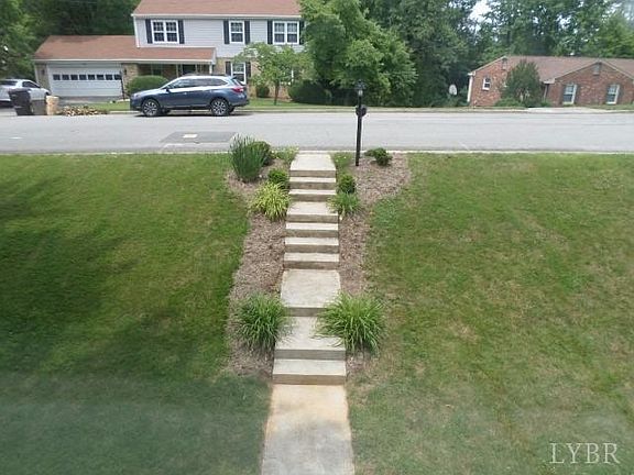 4th image of 3355 Dawn Cir