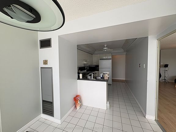 5th image of 1 Clark Ave W #701