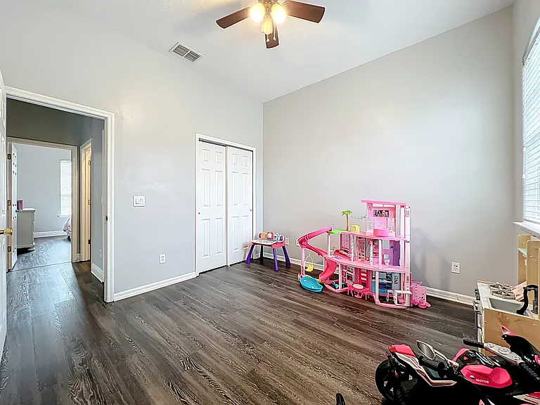 2238 Cedar Garden Dr — Photo 38