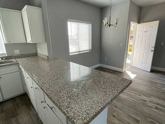 5th image of 1565 W Swift Ave #109