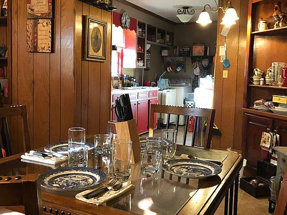 Kit. / dining / sitting room