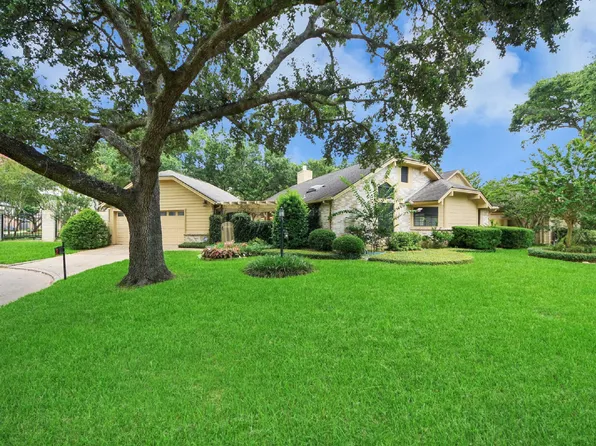 1023 Oyster Bay Dr, Sugar Land, TX 77478