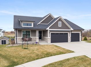 2319 N 9th Ct, Indianola, IA 50125