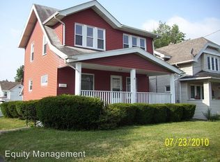 553 E Prospect St SE, Girard, OH