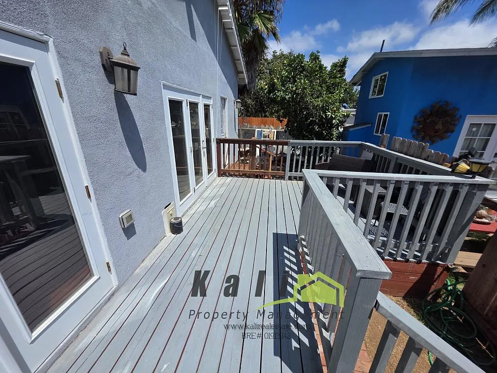 536 Davidson St, unit-e — Photo 2