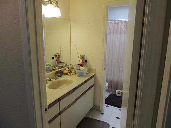 3rd image of 1011 San Gabriel Cir Unit 516
