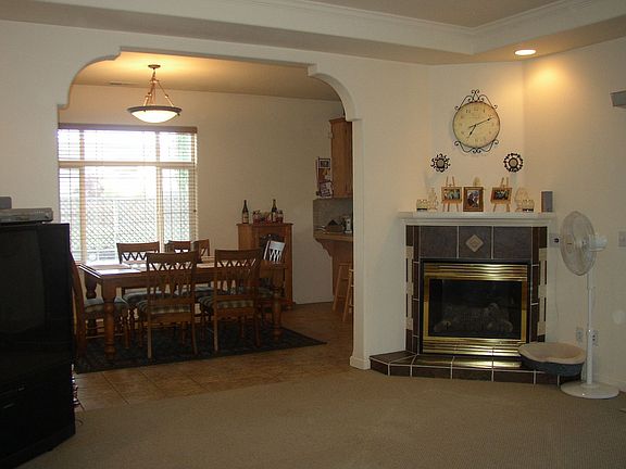 2nd image of 479 Briarwood Dr