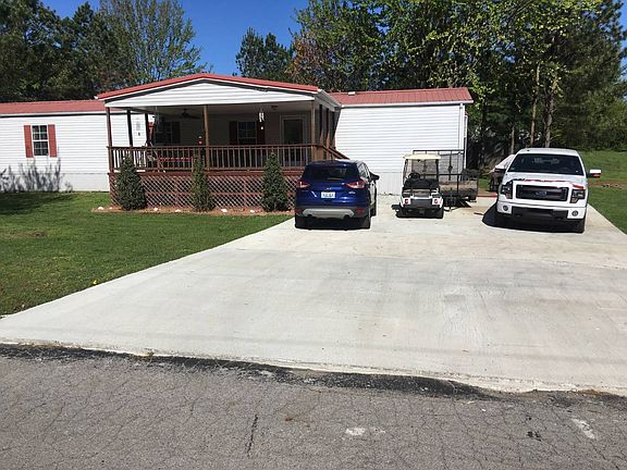 3rd image of 149 Hickory Hills Ave