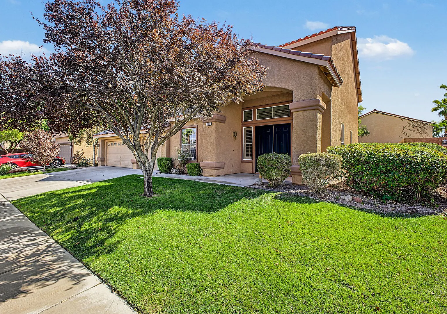 6-Bedroom home in the Northwest ready for immediate move in! — Photo 2