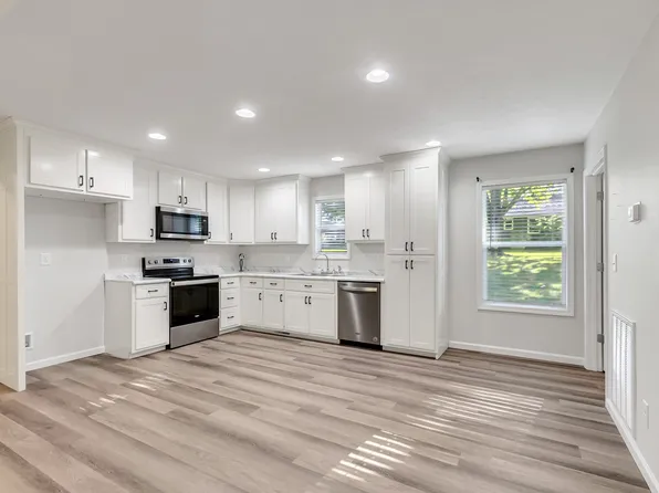 574 Pine Cir, Hohenwald, TN 38462