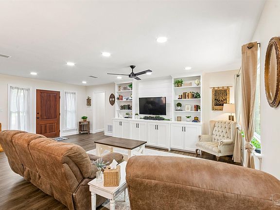 5th image of 5745 Talquin Ave