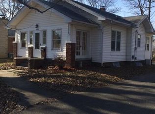 711 N 12th St, Mount Vernon, IL 62864