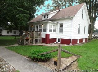 920 E Center St, Paxton, IL 60957