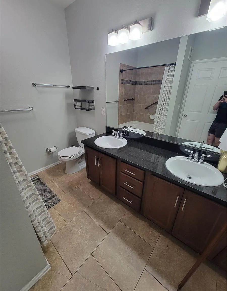 9637 East 5th Avenue — Photo 3