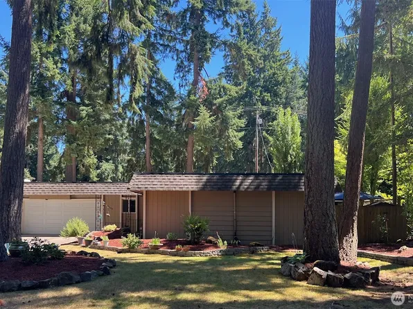 4104 Clearwater Drive SE, Lacey, WA 98503