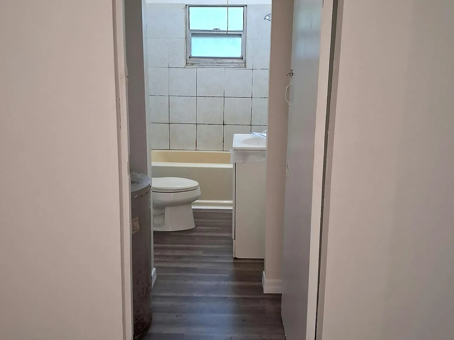 2 bed, 968 sqft, $995 — Photo 3