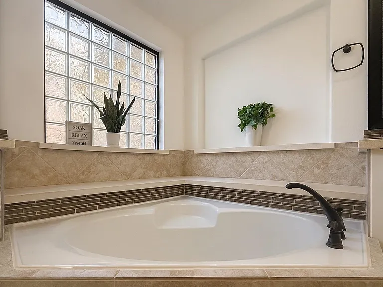 9702 Caldwell Way — Photo 12