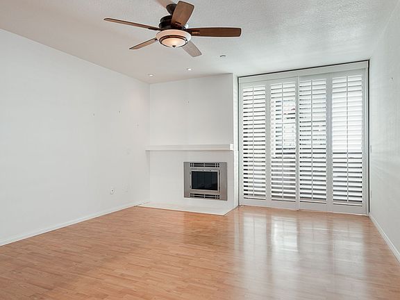 4th image of 850 State St Unit 313