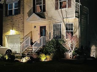 130 Remsen Ave, Avenel, NJ 07001