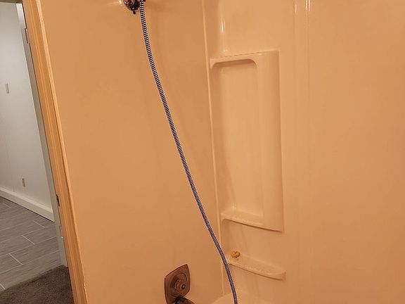 5th image of 789 W 11th Ave APT B