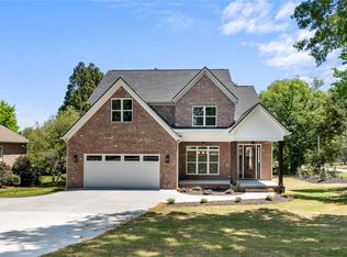 100 Garden Gate Dr, Anderson, SC 29621