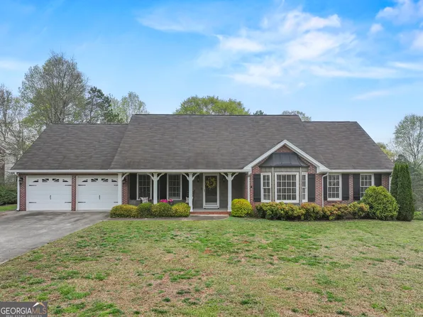 2904 Rivercrest Dr, Gainesville, GA 30507