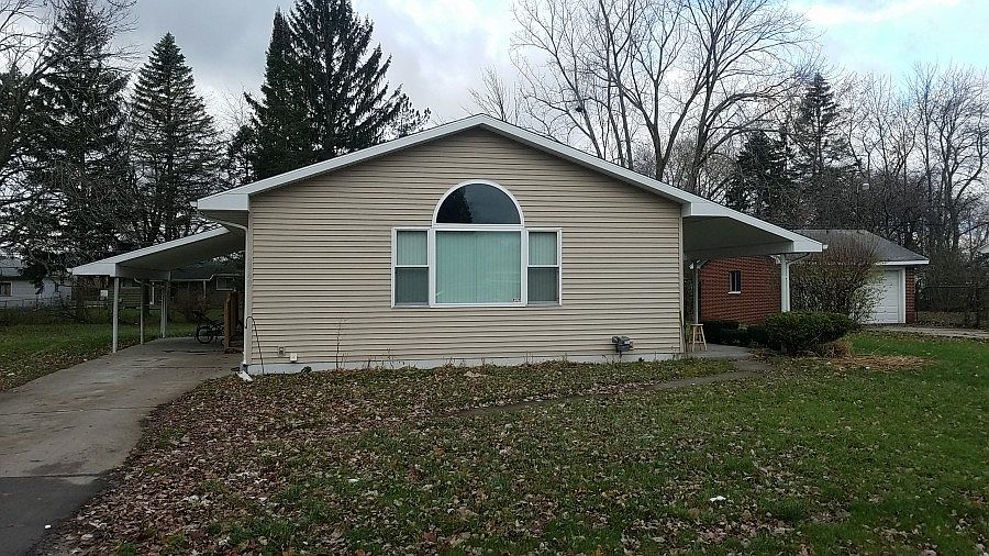 1st image of 2948 Burlington Dr