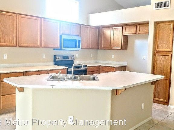 3rd image of 13630 N 82nd Ln