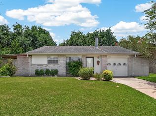 2811 Pheasant Creek Dr, Sugar Land, TX 77498