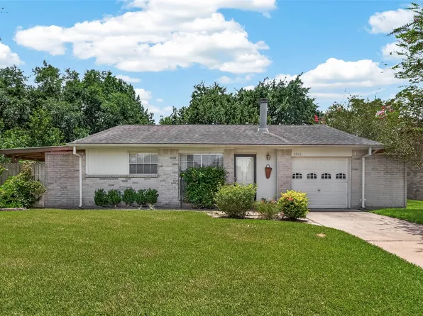 2811 Pheasant Creek Dr, Sugar Land, TX 77498