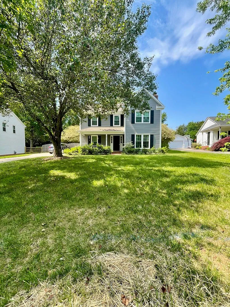 Building Photo - 12119 Bay Tree Way