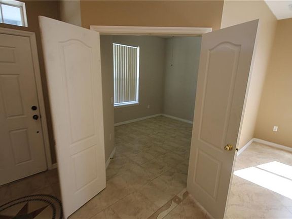 4th image of 10542 Eastpark Woods Dr
