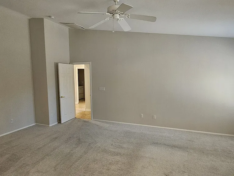 477 Annotto Bay St — Photo 19
