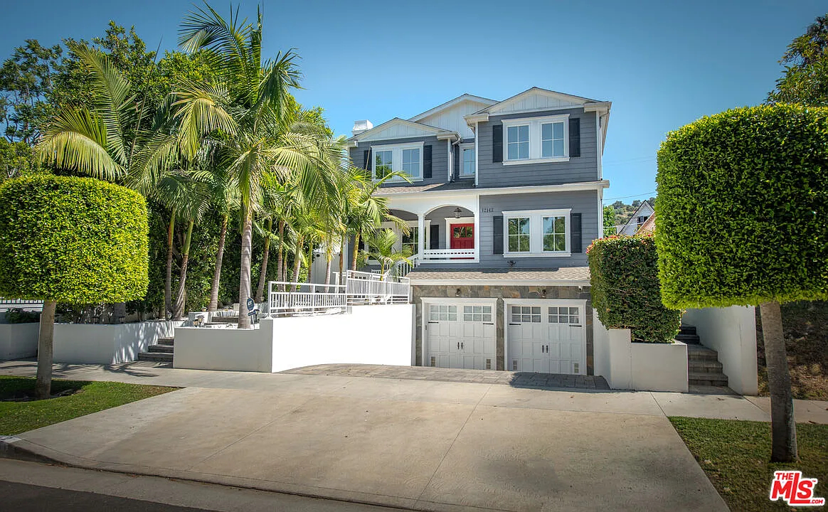 6 bed, 6.0 bath, 5028 sqft, $25,000 — Photo 1