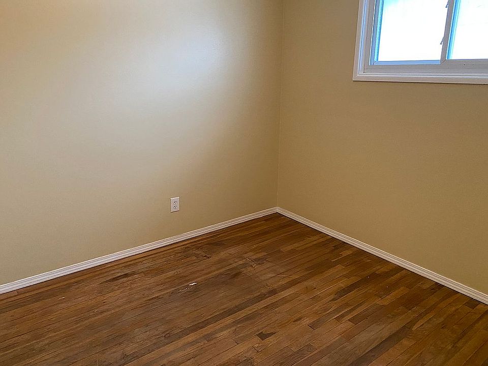 1st image of 4617 Elmwood Ave