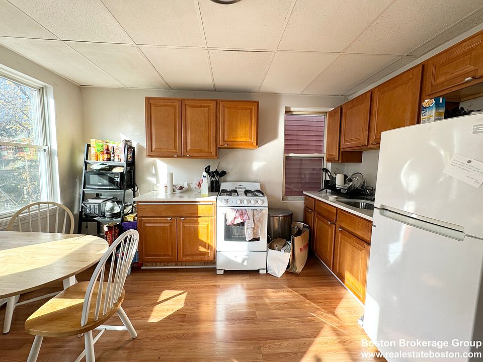 1st image of 1572 Tremont St #3