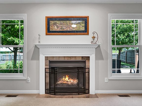 5th image of 2246 Inez Ln