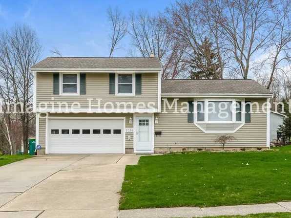 9389 Gettysburg Dr, Twinsburg, OH 44087