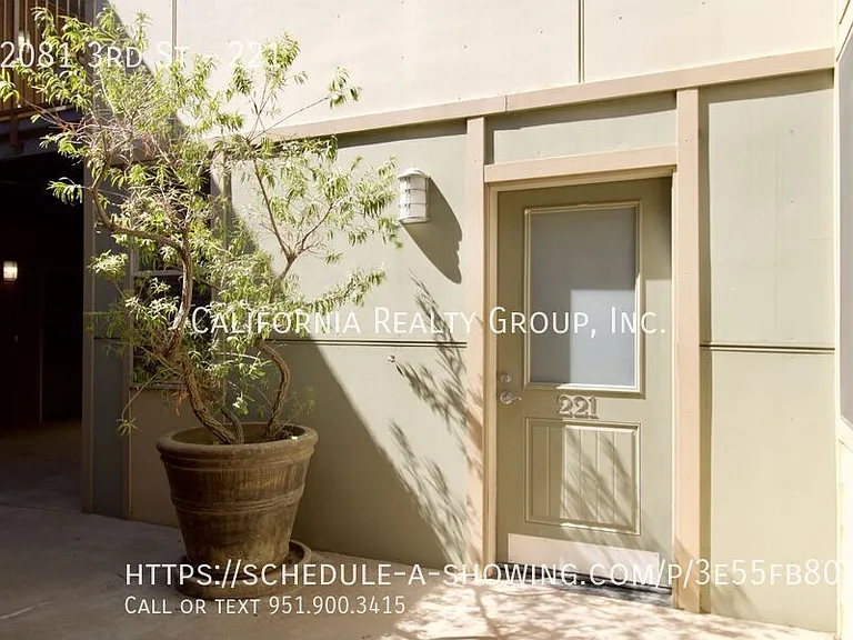 3rd St, 42081 — Photo 24