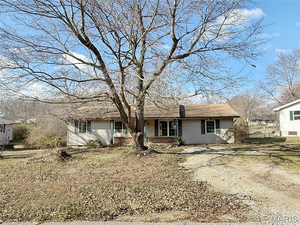1st image of 22793 Pleasant Dr