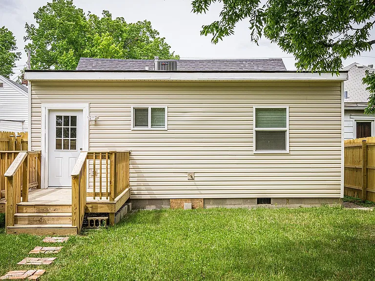 806 Longfield Ave — Photo 28