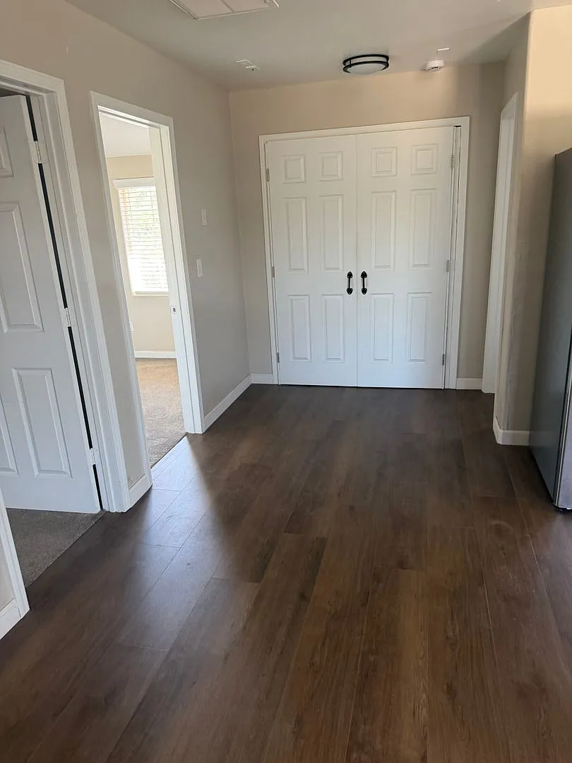 429 Root Rd — Photo 4