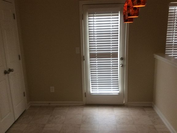 3rd image of 7703 Aragorn Lane